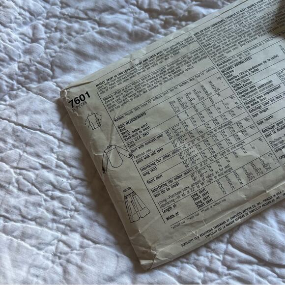 Simplicity 7601 Uncut Western Skirt | Shirt | Vest Sewing Pattern (Vintage 6-8) - Picture 3 of 7